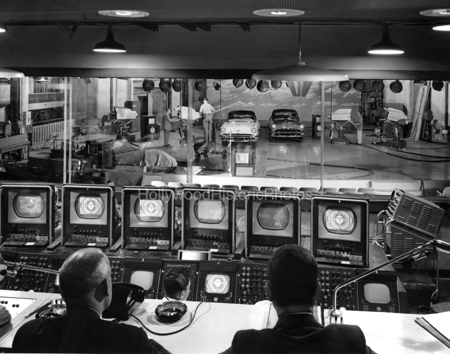 CBS Television City 1954 Beverly Fairfax.jpg